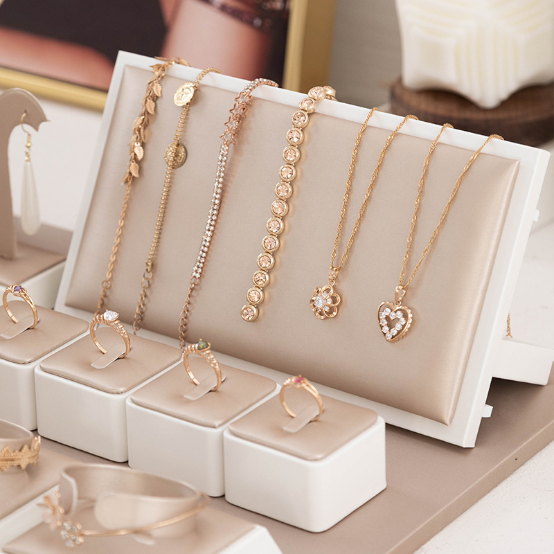 Leather Jewelry Stand Luxury M - Luxury Watch E Jewellery 리뷰 및 가격