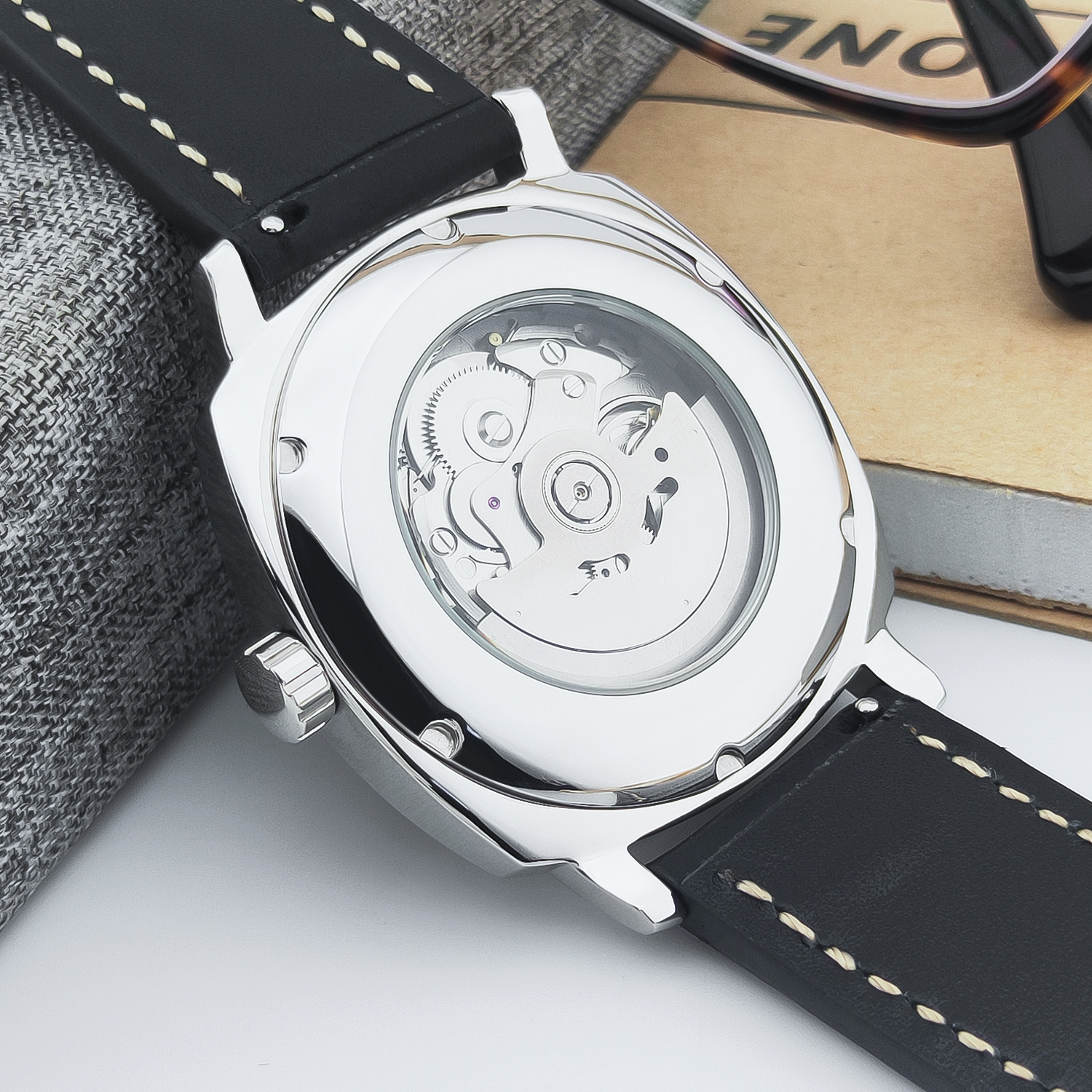 CUSTOM 42MM Stainless Steel Sa - Luxury Watch Collection 리뷰 및 가격