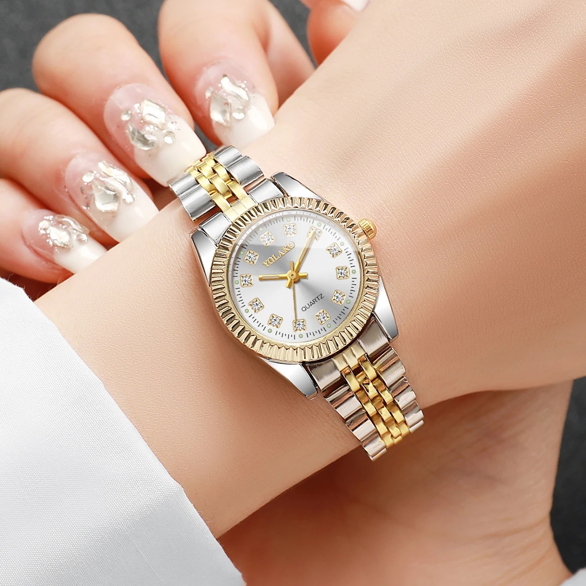Fashion Rhinestone Women Quart - Luxury Watch Travel Case 리뷰 및 가격